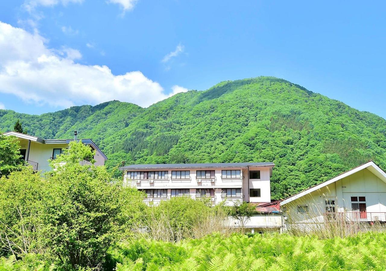 筋肉と自然と遊ぶ宿 田島館 Hotel Takayama  Luaran gambar