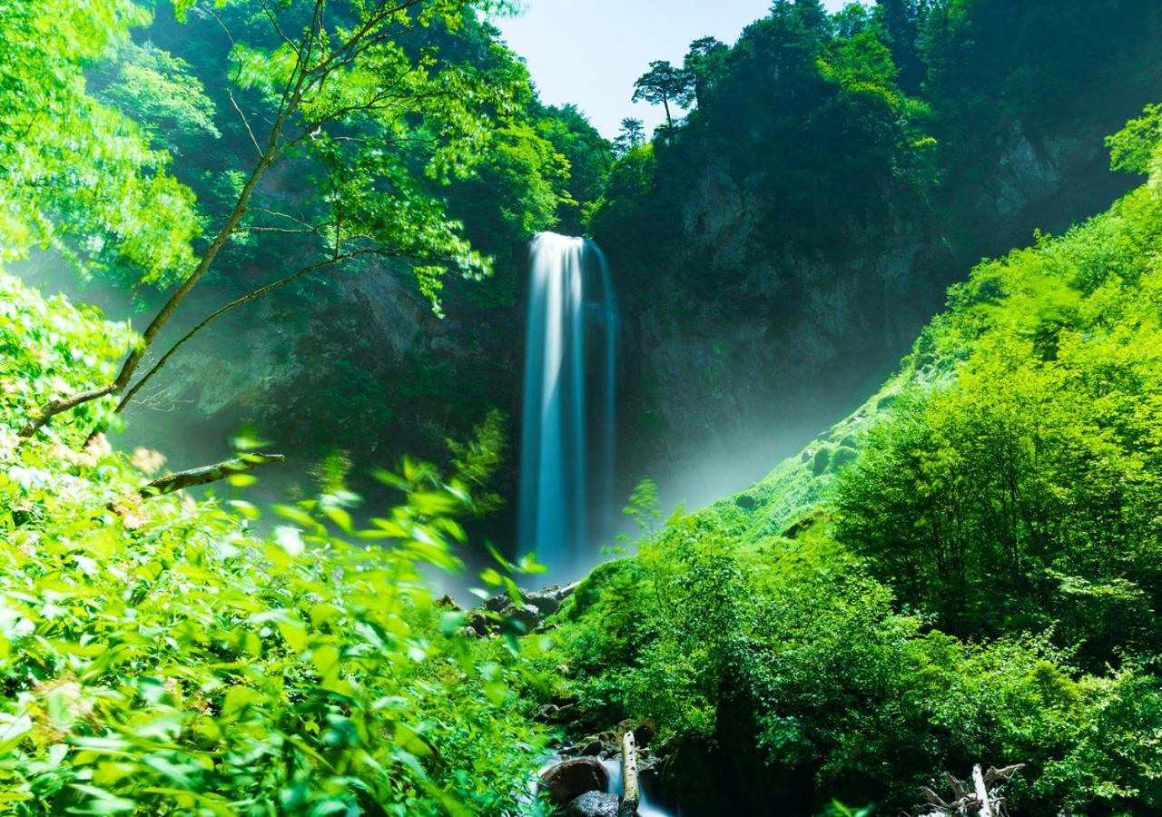 筋肉と自然と遊ぶ宿 田島館 Takayama  Luaran gambar
