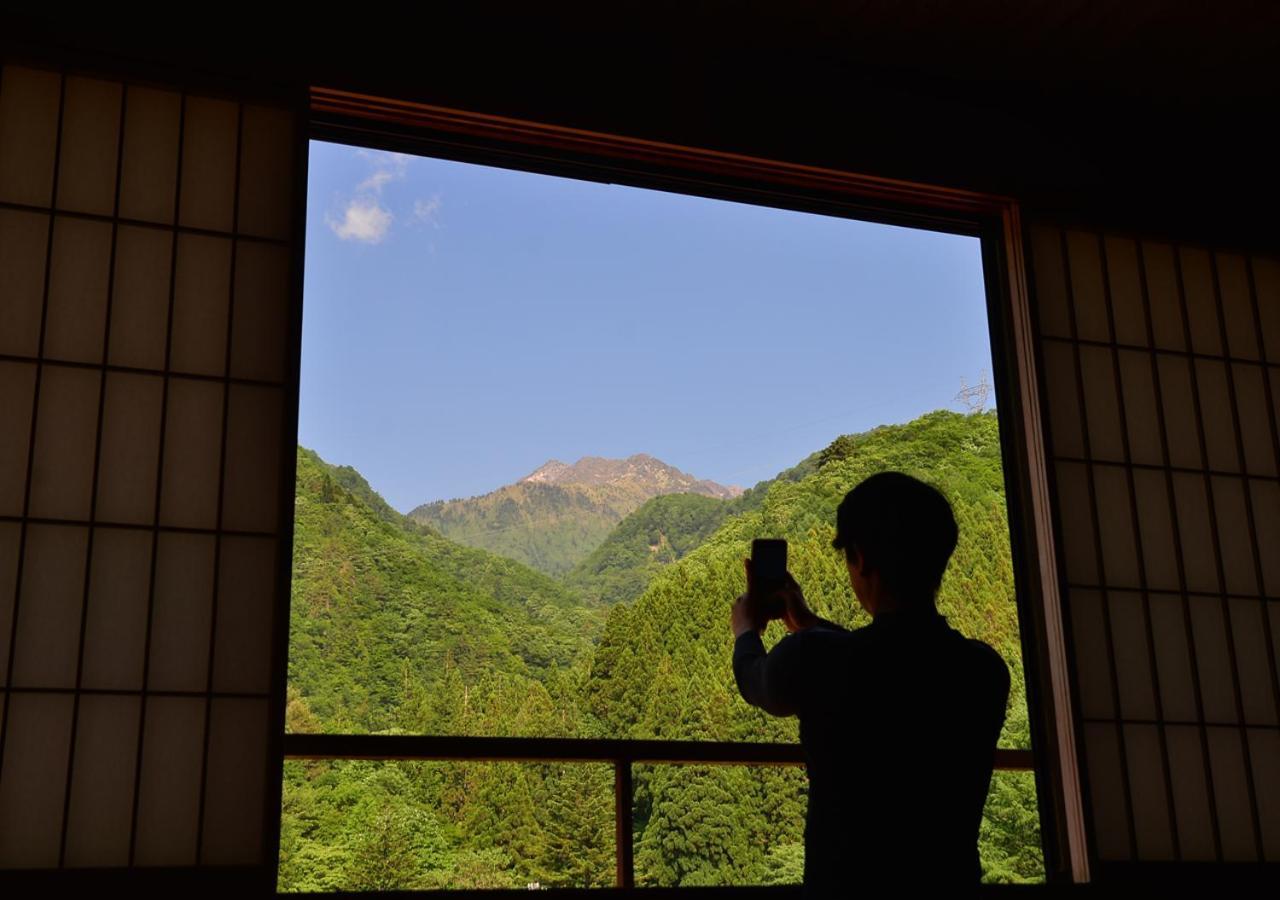 筋肉と自然と遊ぶ宿 田島館 Hotel Takayama  Luaran gambar