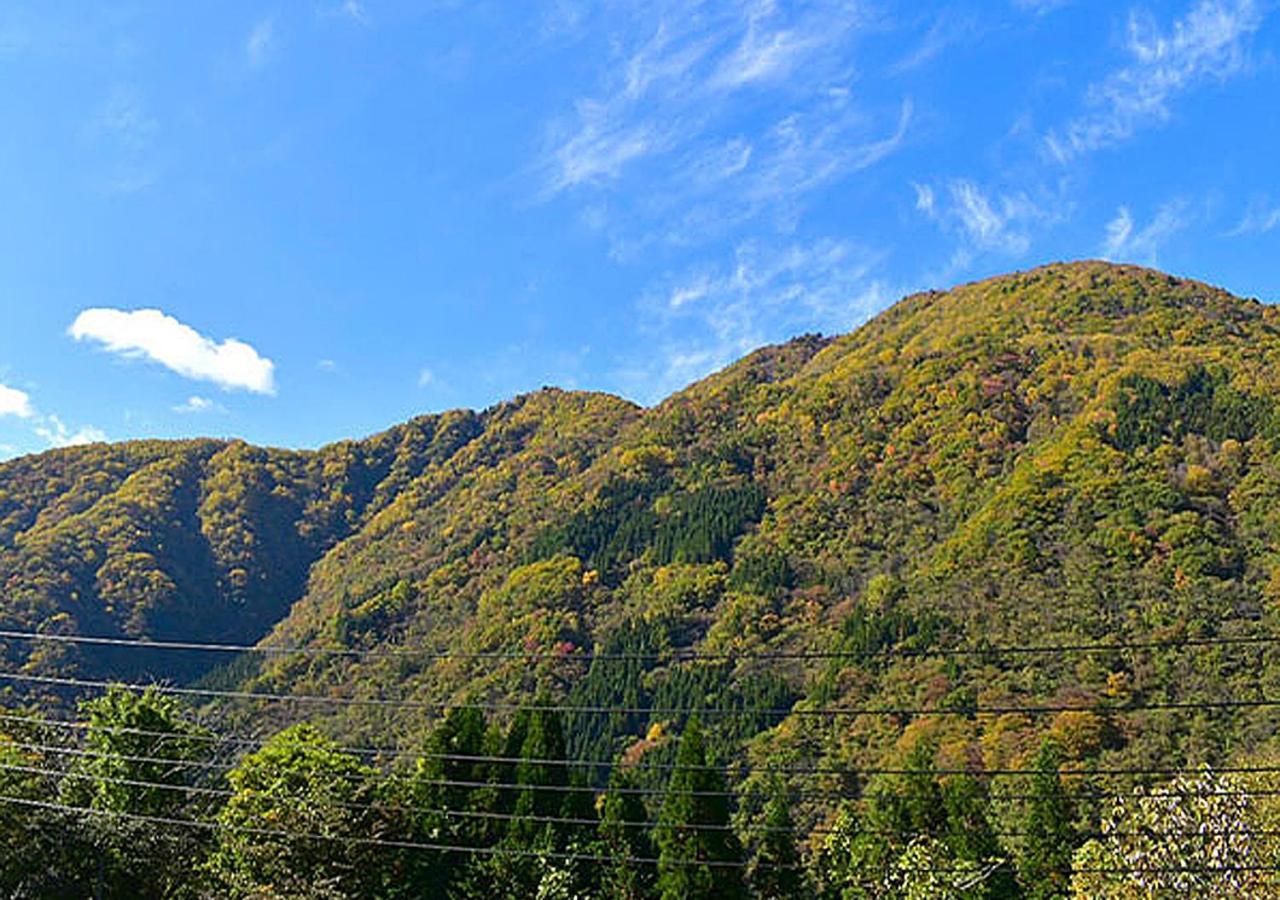 筋肉と自然と遊ぶ宿 田島館 Hotel Takayama  Bilik gambar