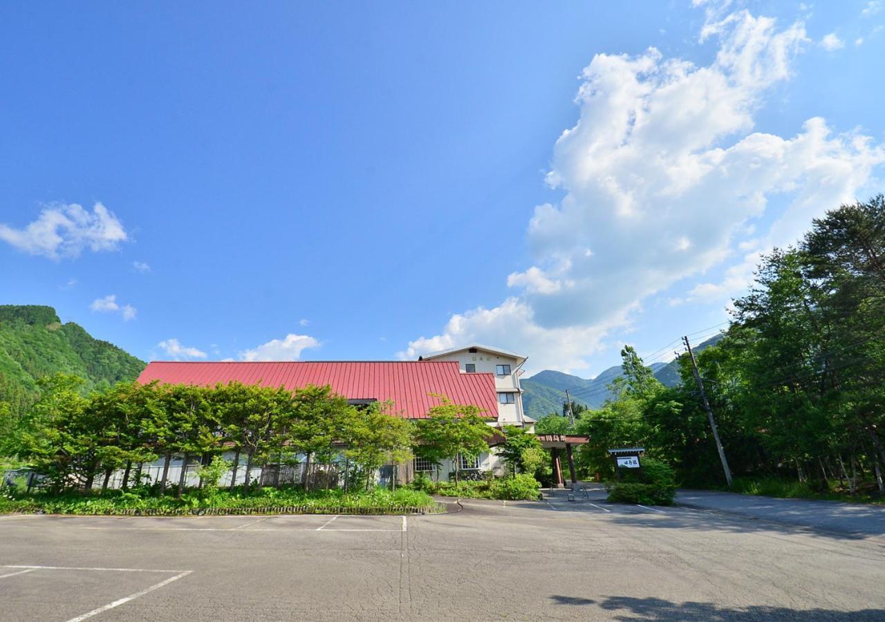 筋肉と自然と遊ぶ宿 田島館 Hotel Takayama  Luaran gambar