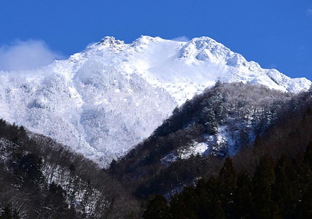 筋肉と自然と遊ぶ宿 田島館 Hotel Takayama  Luaran gambar