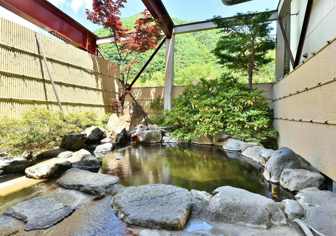 筋肉と自然と遊ぶ宿 田島館 Hotel Takayama  Luaran gambar